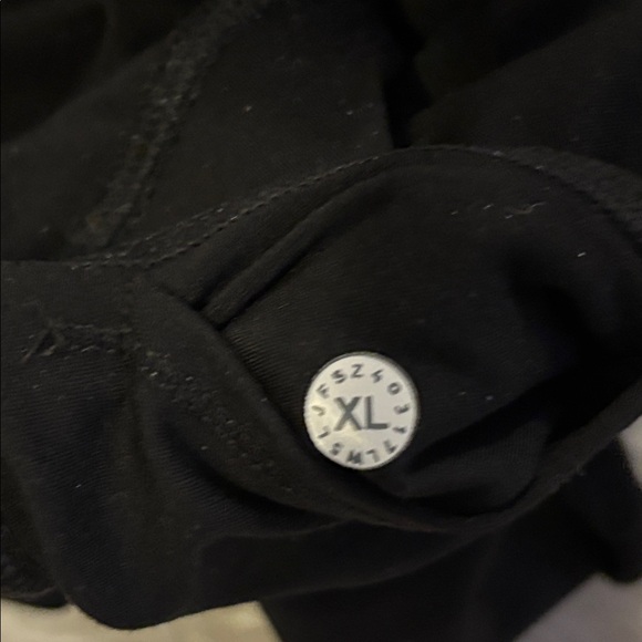 Lululemon  Align Black  high waisted Leggings Size XL - Picture 14 of 15
